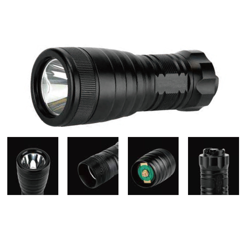 DF03 Pro Professional Diving Flashlight